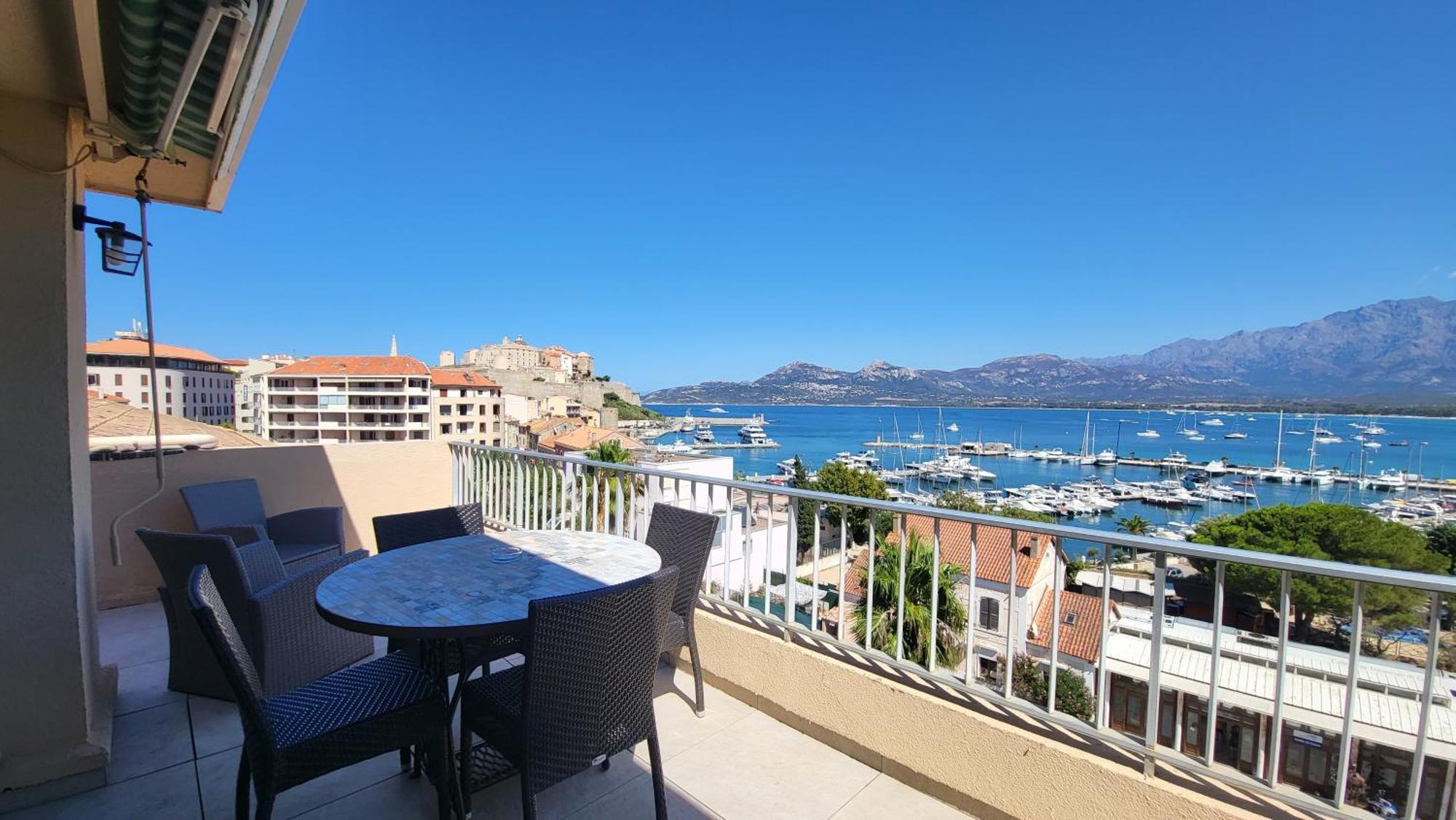 Appartement Sur La Baie, En Centre Ville Calvi  Ngoại thất bức ảnh